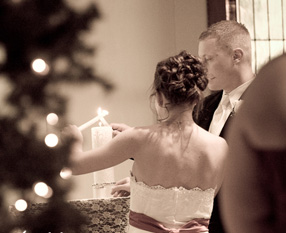 James & April :: Winter Wedding
