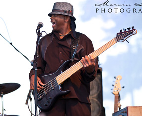 Bluesfest 2011 - Root Doctor Featuring Freddie Cunningham