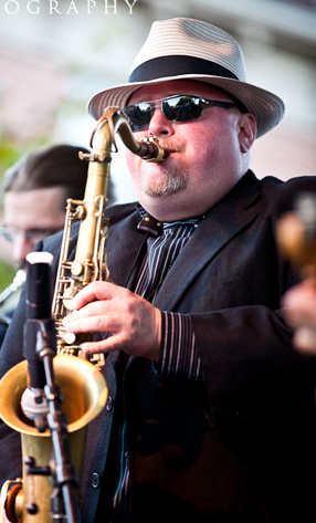 Bluesfest 2011 - Root Doctor Featuring Freddie Cunningham