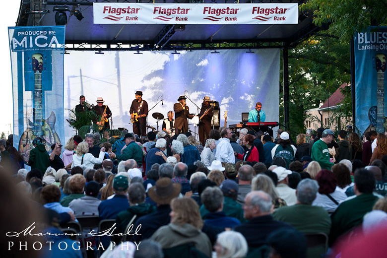 Bluesfest 2011 - Root Doctor Featuring Freddie Cunningham