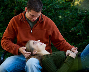 David and Jessica || Fall Engagement Session at Michigan State University