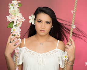 Let's talk all things Senior Pictures