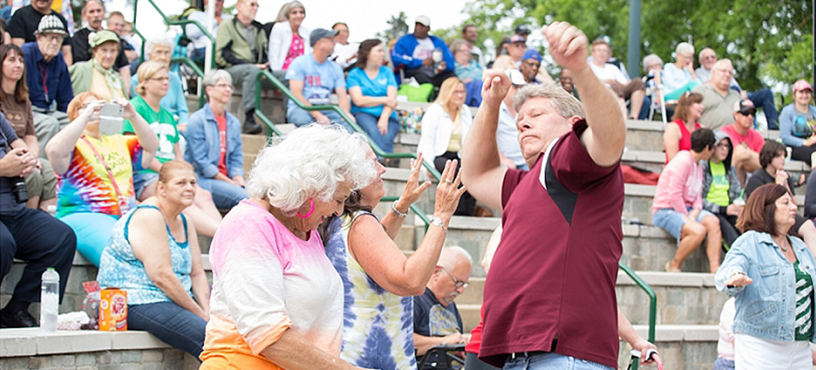 Music in the Gardens - Twyla Birdsong