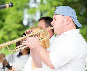 Music in the Gardens - Twyla Birdsong